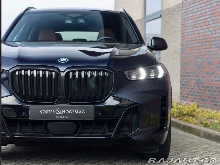 BMW X5 50e xDrive | Tartufo kož 2023