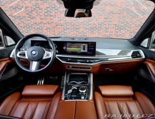 BMW X5 50e xDrive | Tartufo kož 2023