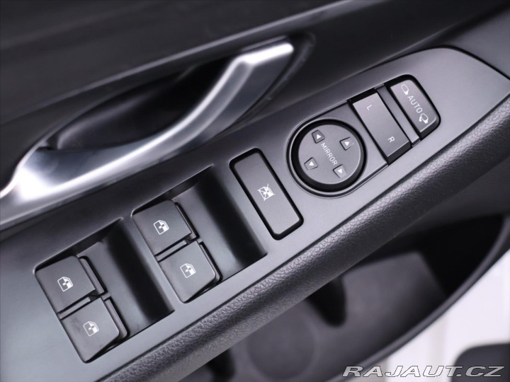 Hyundai i30 1,6 CRDi 85kW Aut. CZ 1Ma 2021