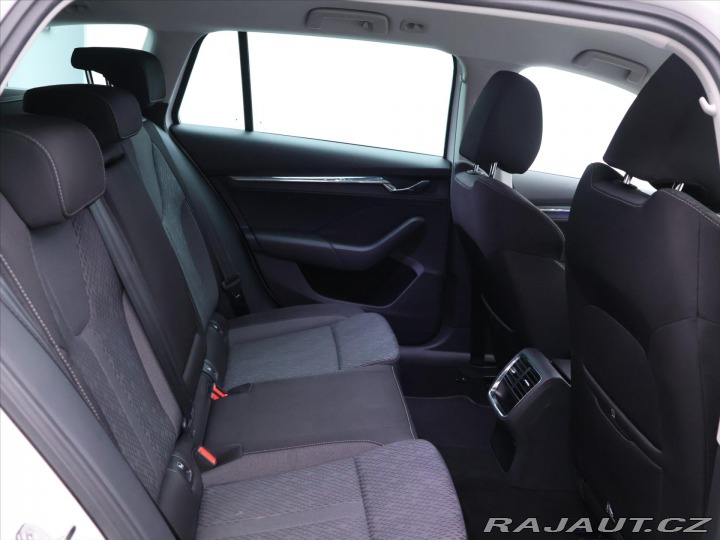 Škoda Octavia 2,0 TDI DSG Style Matrix 2020