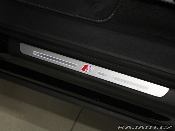 Audi Q7 3,0 50TDi Q. S-Line VZDUC 2023