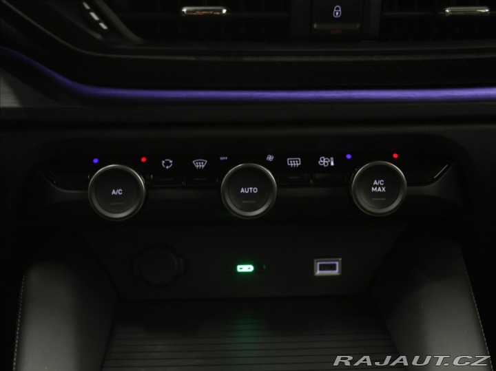 Citroën Ostatní modely C5 X 1,6 PHEV 225k. Shine NOVÝ 2024