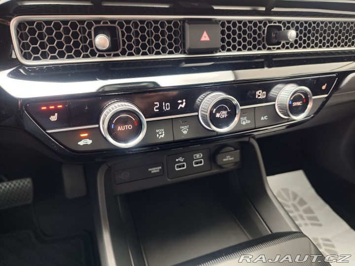 Honda Civic 2.0e:HEV Elegance rezerva 2026