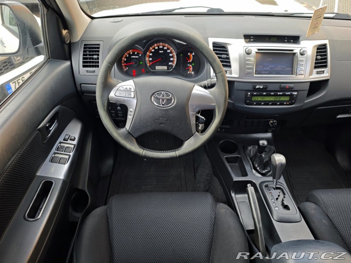 Toyota Hilux Double Cab 3.0D-4D AT 4WD 2014