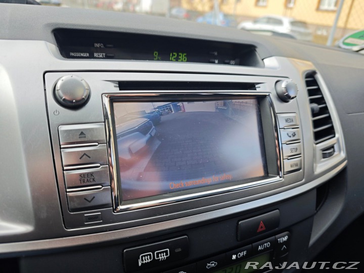 Toyota Hilux Double Cab 3.0D-4D AT 4WD 2014