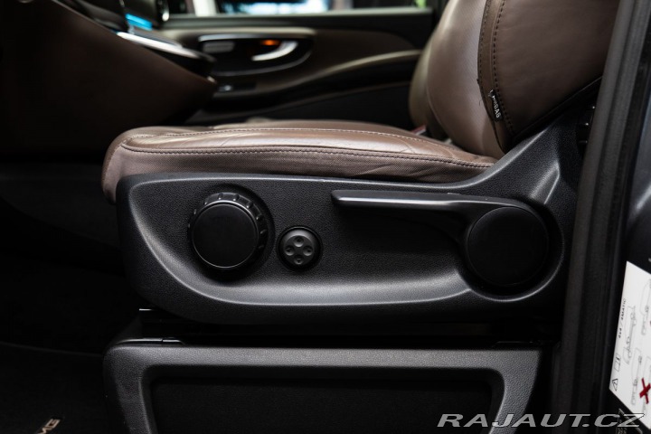 Mercedes-Benz V 300d AIRMATIC/4MATIC/Pano 2021