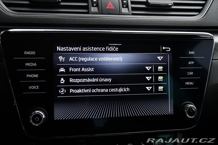 Škoda Superb 2.0TDi SPORTLINE REZERVAC 2022