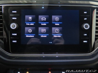 Volkswagen T-Roc 1.5TSI,klima,výhřev,2xkol 2020