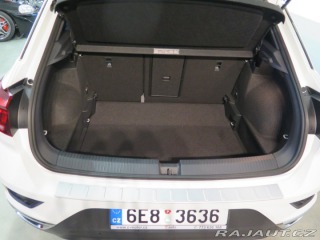 Volkswagen T-Roc 1.5TSI,klima,výhřev,2xkol 2020