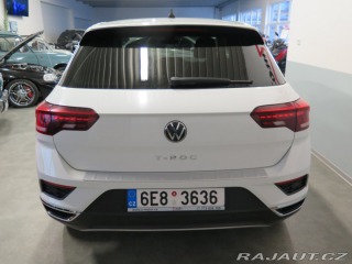 Volkswagen T-Roc 1.5TSI,klima,výhřev,2xkol 2020
