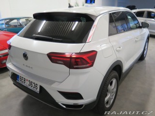 Volkswagen T-Roc 1.5TSI,klima,výhřev,2xkol 2020