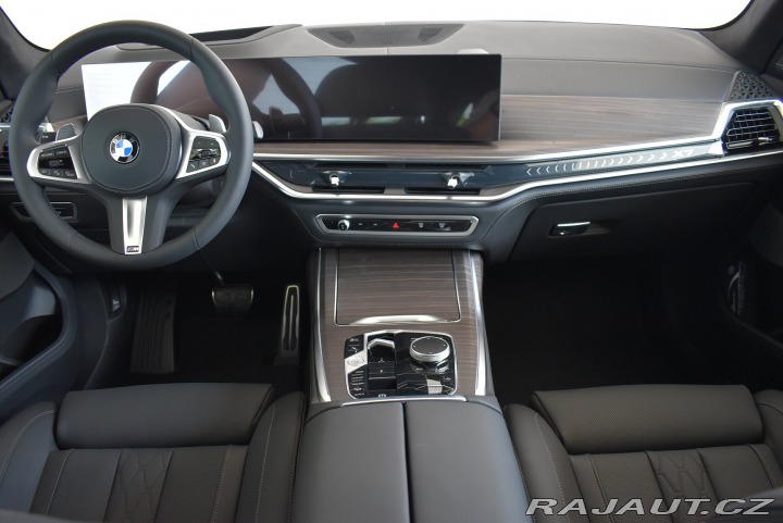 BMW X7 xDrive40i 2025