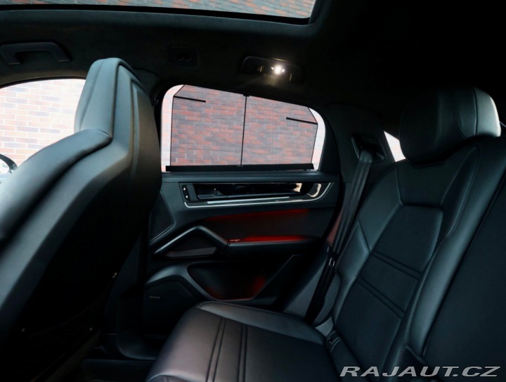 Porsche Cayenne Coupe Turbo 4.0 V8 E-Hyb 2024