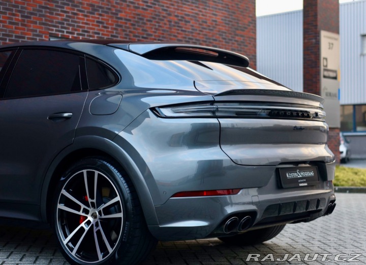 Porsche Cayenne Coupe Turbo 4.0 V8 E-Hyb 2024