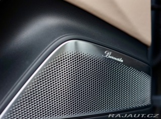 Porsche Macan Turbo | Pasažier Display 2025