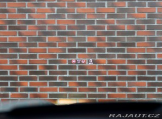 Porsche Macan Turbo | Pasažier Display 2025