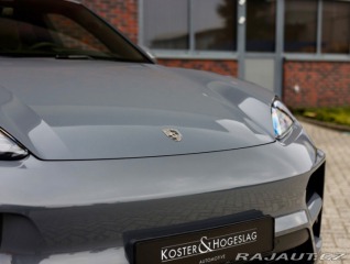 Porsche Macan Turbo | Pasažier Display 2025