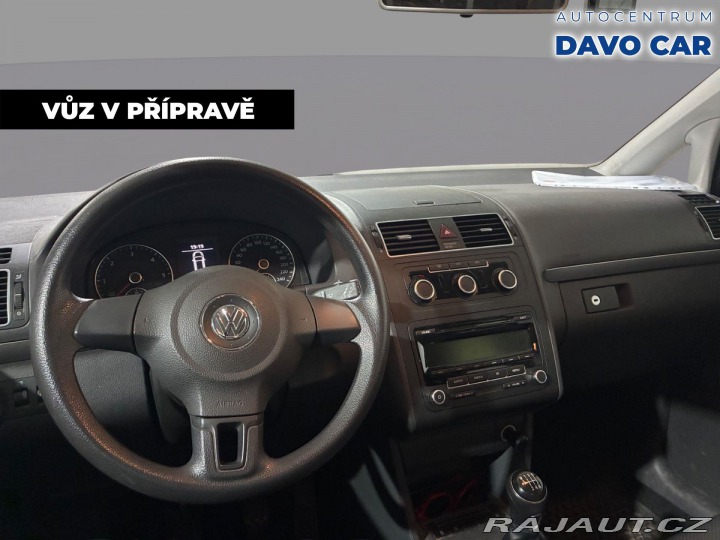 Volkswagen Touran 1,6 TDI CZ 7-Míst Serv.Kn 2015