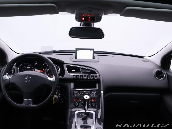 Peugeot 3008 2,0 HDI 120kW Aut. Allure 2013