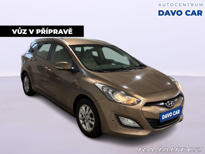 Hyundai i30 1,6 GDi 99kW CZ Trikolor 2013