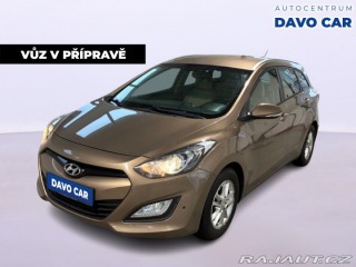 Hyundai i30 1,6 GDi 99kW CZ Trikolor 2013
