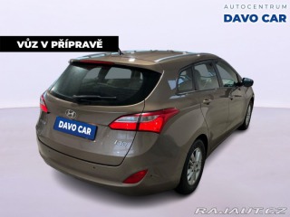 Hyundai i30 1,6 GDi 99kW CZ Trikolor 2013