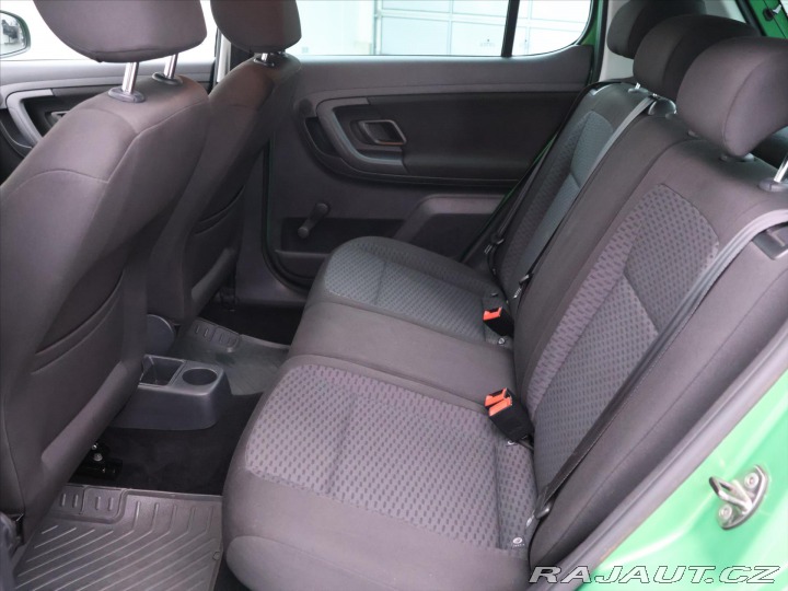 Škoda Fabia 1,2 12V 44kW Ambiente+ CZ 2010