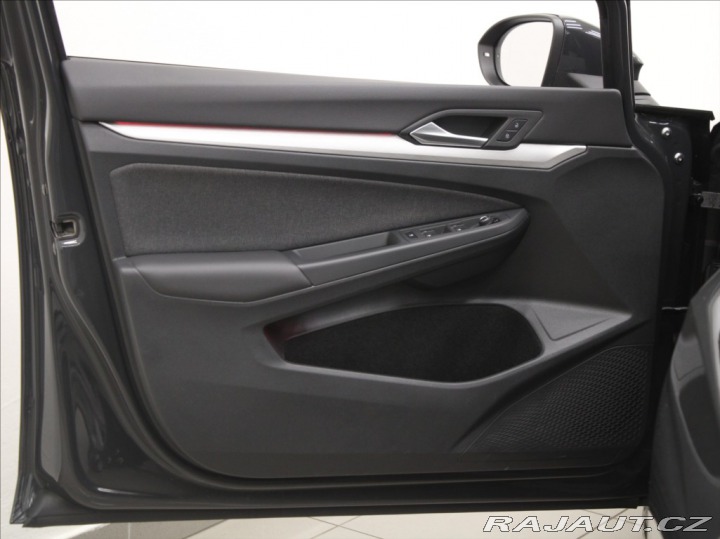 Volkswagen Golf 1,5 TSI 96kW Life Variant 2023