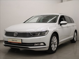 Volkswagen Passat 2,0 TDi DSG Highline BEZK
