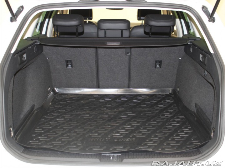 Volkswagen Passat 2,0 TDi DSG Highline BEZK 2019