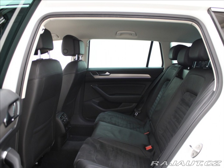 Volkswagen Passat 2,0 TDi DSG Highline BEZK 2019