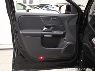 Mercedes-Benz GLA 2,0 200D 4M 1.majitel.ČR 2023