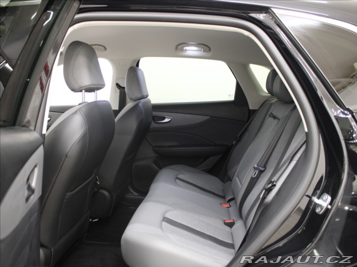 MG Ostatní modely MGS5 EV 0,1 64kWh 170kW Exclusive 2025