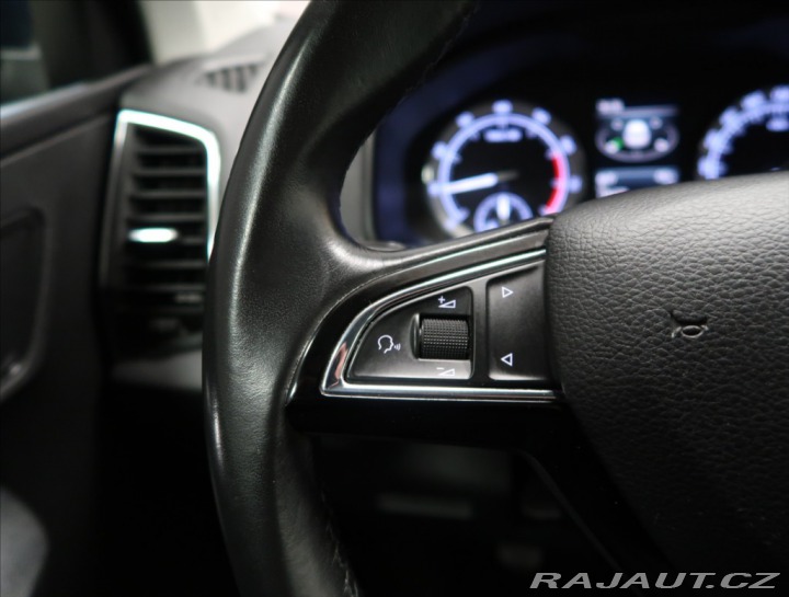 Škoda Karoq 1,5 TSI ČR 1. MAJ NAVI 2x 2019