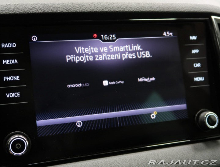 Škoda Karoq 1,5 TSI ČR 1. MAJ NAVI 2x 2019