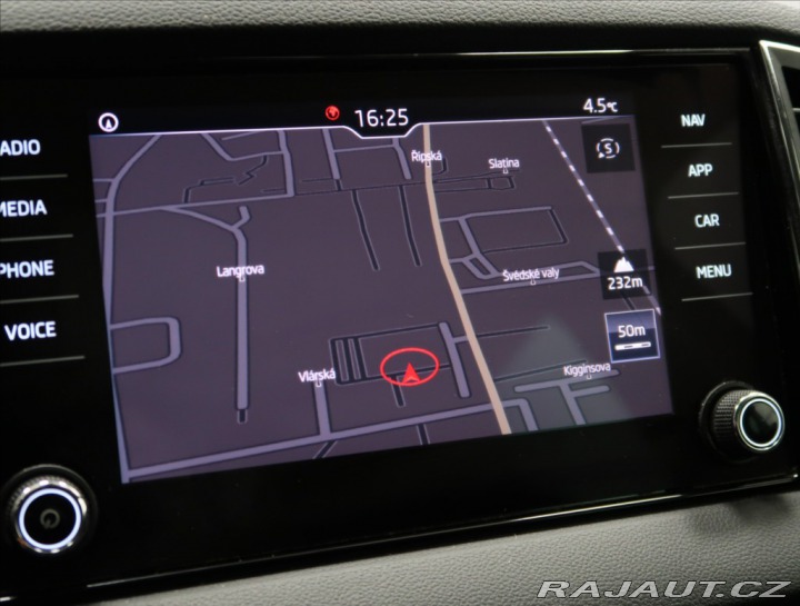 Škoda Karoq 1,5 TSI ČR 1. MAJ NAVI 2x 2019