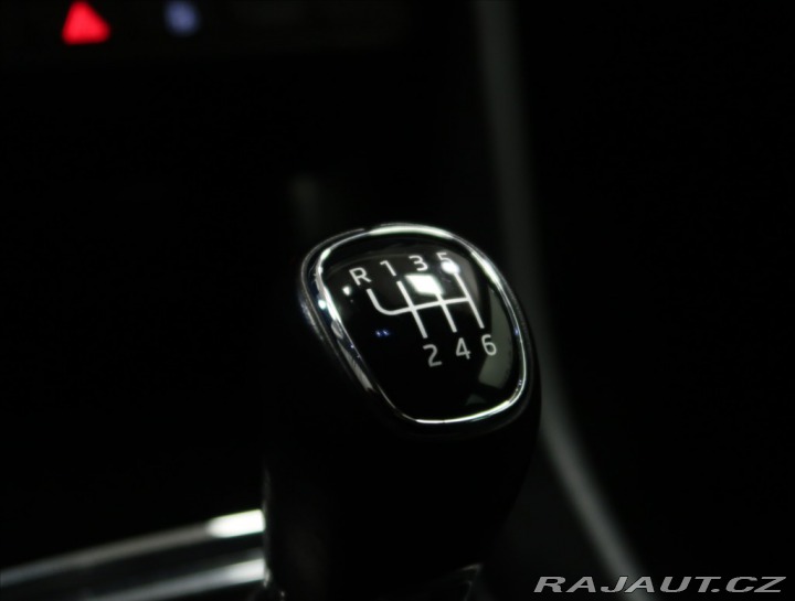 Škoda Karoq 1,5 TSI ČR 1. MAJ NAVI 2x 2019