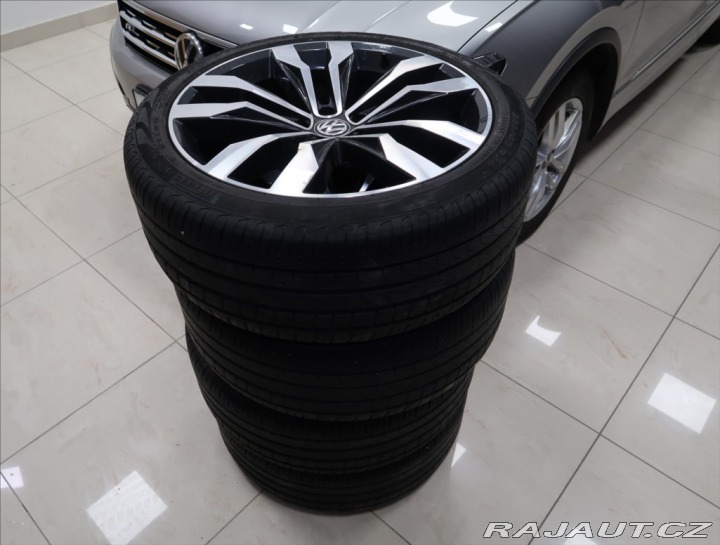 Volkswagen Tiguan 2,0 TDI DSG 4MOTION R-LIN 2018