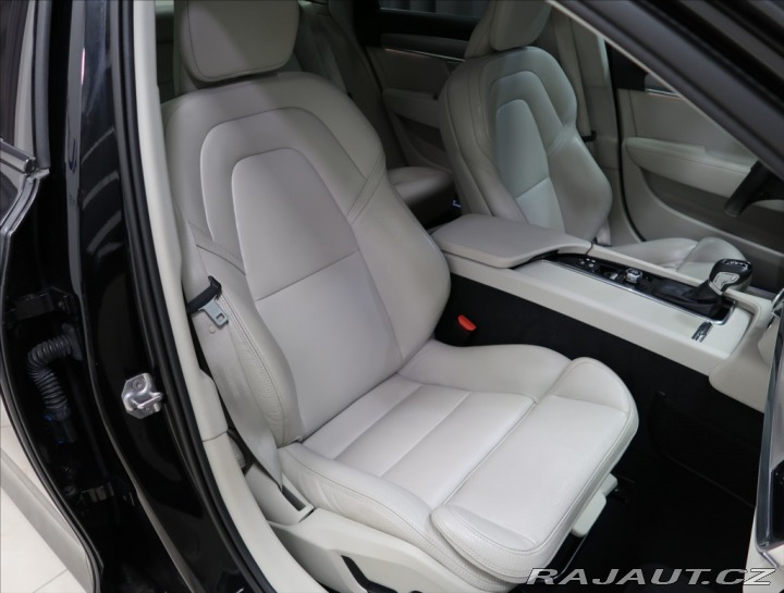 Volvo S90 2,0 D5 AWD INSCRIPTION ČR 2020