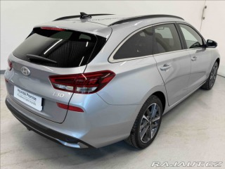 Hyundai i30 1,5 T-GDI PREMIUM 1820KM 2025