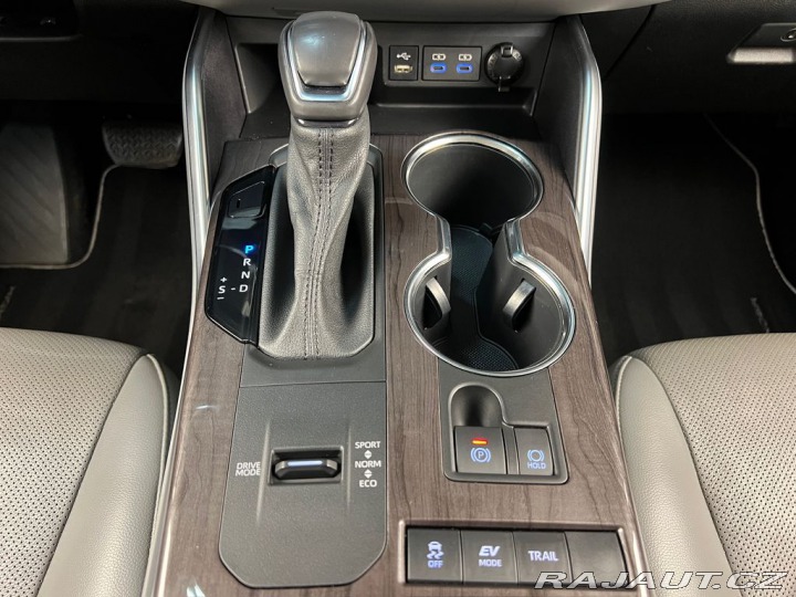 Toyota Highlander 2.5 H e-CVT AWD, PRESTIGE 2022