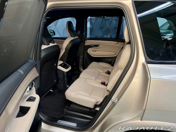 Volvo XC90 T8 AWD PLUS DARK, CHARCOA 2026