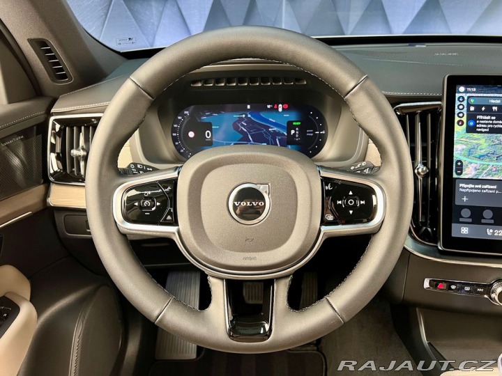 Volvo XC90 T8 AWD DARK PLUS, TAŽNÉ, 2026
