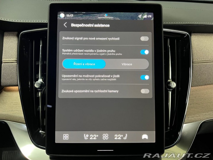 Volvo XC90 T8 AWD DARK PLUS, TAŽNÉ, 2026