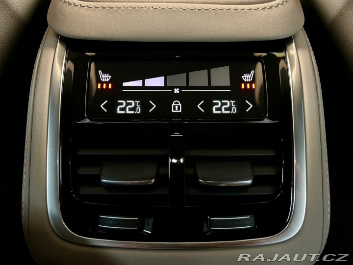 Volvo XC90 T8 AWD DARK PLUS, TAŽNÉ, 2026