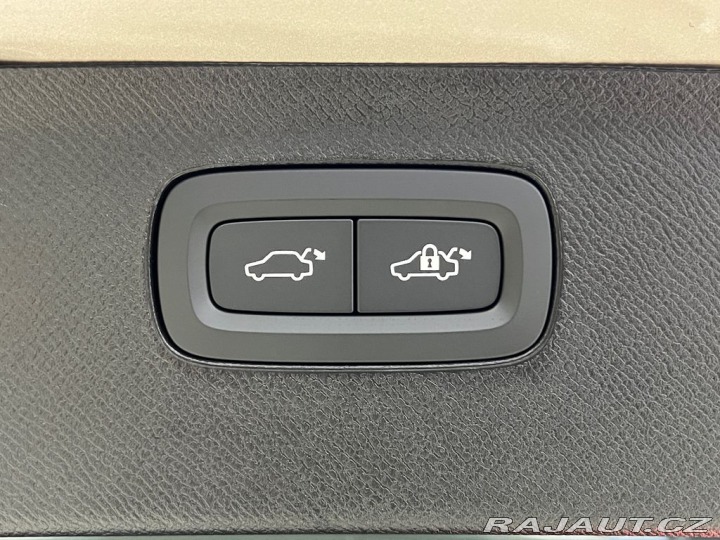 Volvo XC90 T8 AWD PLUS DARK, CHARCOA 2026