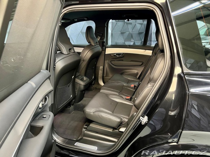 Volvo XC90 B5 AWD BLACK EDITION PLUS 2026