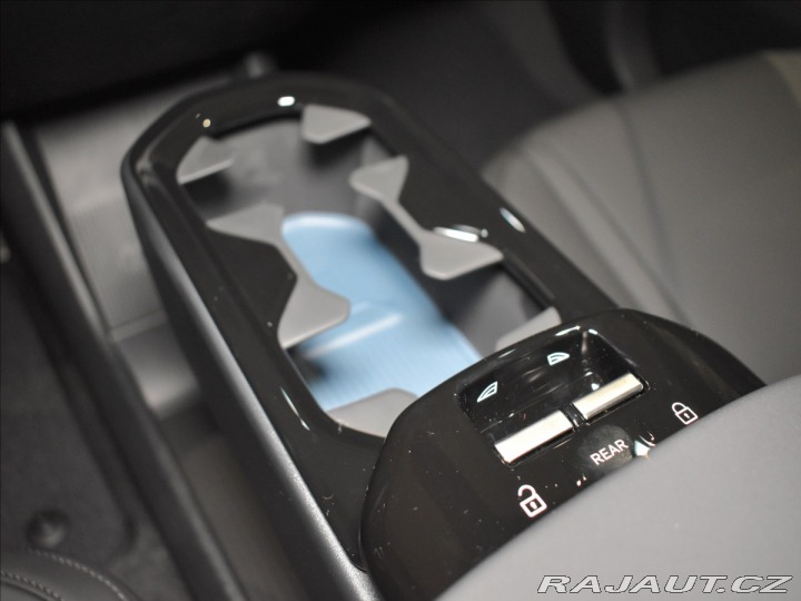 Volvo EX30 Ultra  Twin Motor Perfor. 2025