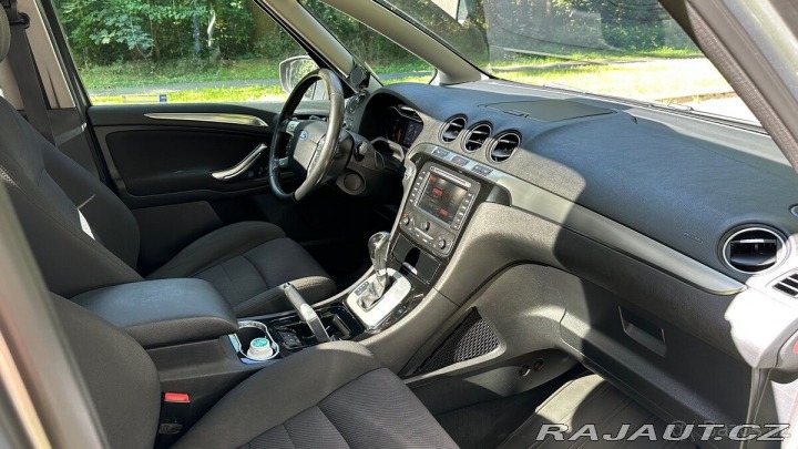 Ford S-MAX 2,2   tdci 147kw 1800