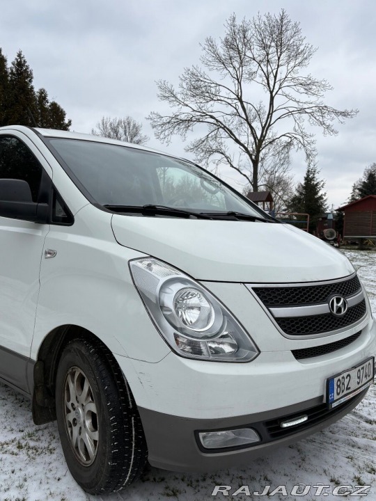 Hyundai H 1 2,5   125 kW | 8 míst | m 2011